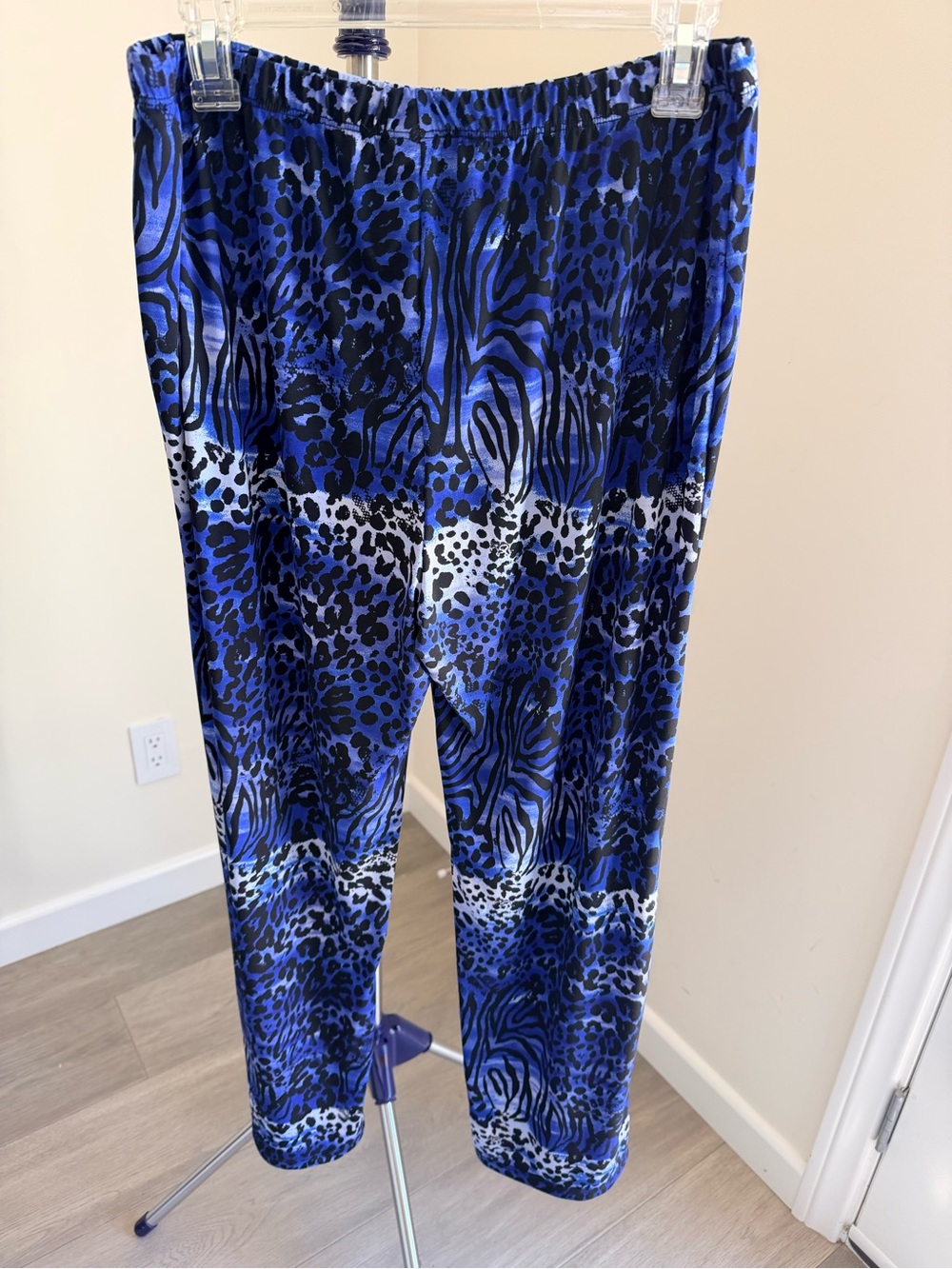 Serengeti Blue and Black Animal-Print Casual Pants PL